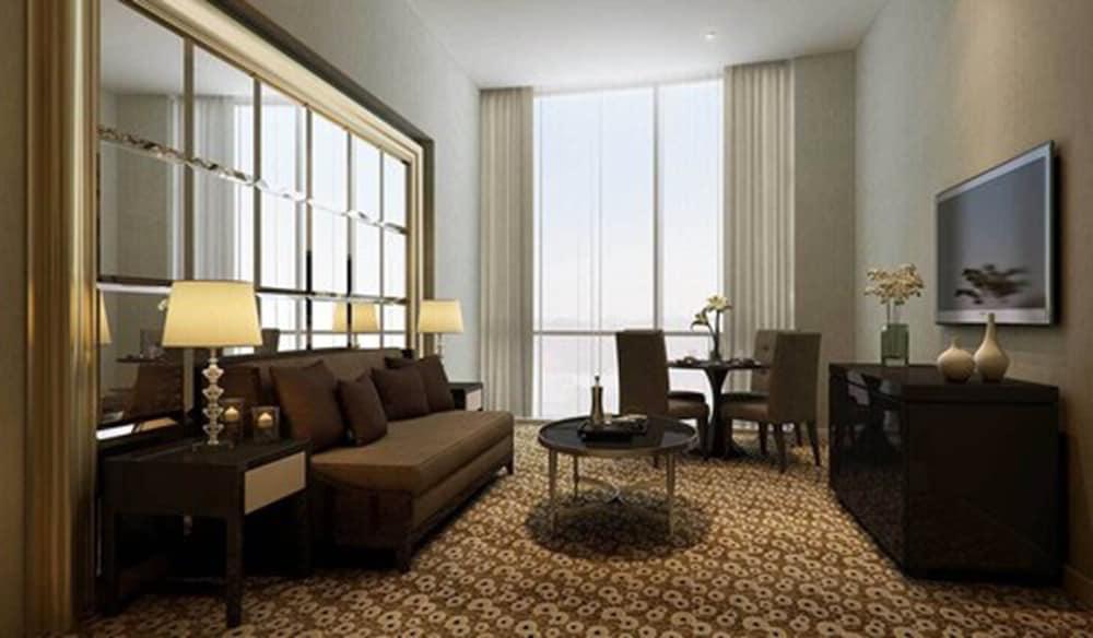 Hotel Ciputra World Surabaya Managed By Swiss-Belhotel International Zewnętrze zdjęcie