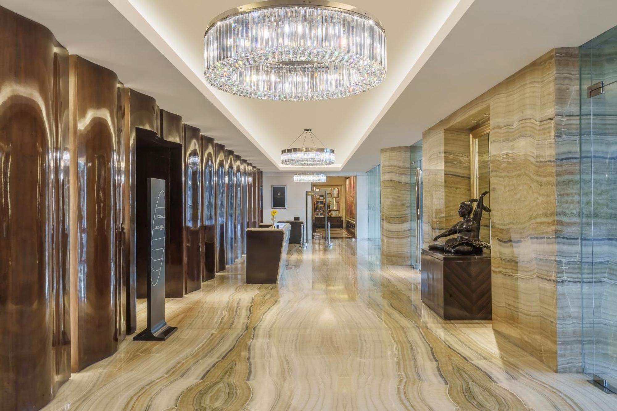 Hotel Ciputra World Surabaya Managed By Swiss-Belhotel International Zewnętrze zdjęcie