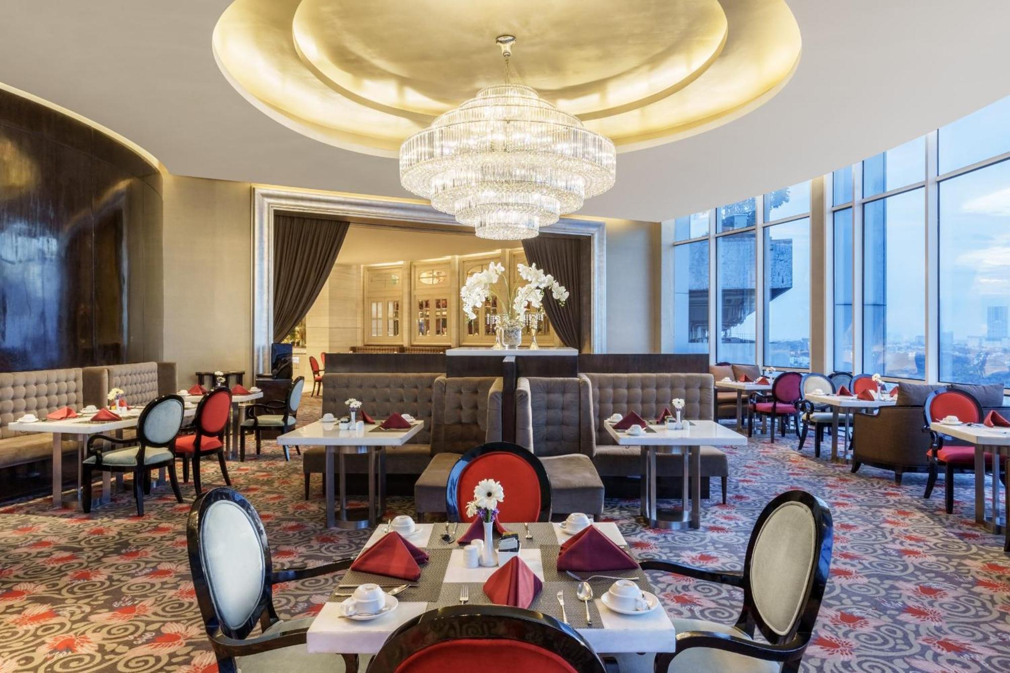 Hotel Ciputra World Surabaya Managed By Swiss-Belhotel International Zewnętrze zdjęcie
